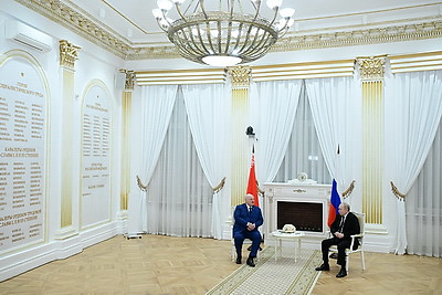 Лукашенко провел переговоры с Путиным