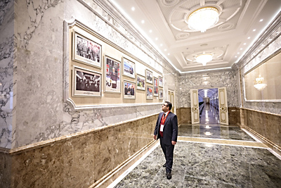 Главы делегаций ЕАГ посетили Дворец Независимости