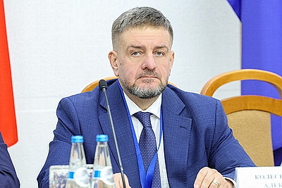 Сверка позиций и обмен опытом госуправления. Дук о стажировке российских управленцев в Беларуси