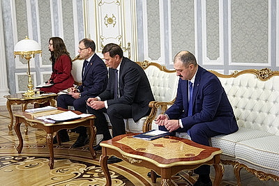 Встреча Лукашенко и Султана Омана проходит во Дворце Независимости