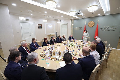 В Совете Республики состоялась встреча с советом старейшин