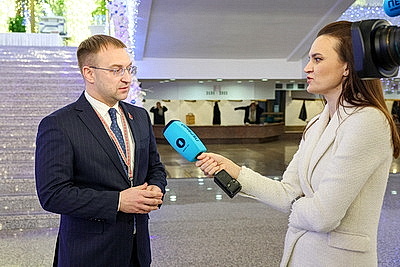 В рамках второго заседания VII ВНС во Дворце Республики организована работа пресс-центра