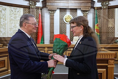 Швед представил избранных ВНС руководителей и судей Верховного Суда