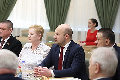 В Совете Республики состоялась встреча с советом старейшин