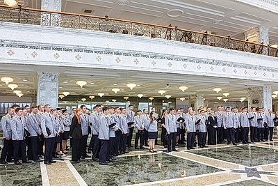 Дворец Независимости посетили сотрудники Следственного комитета