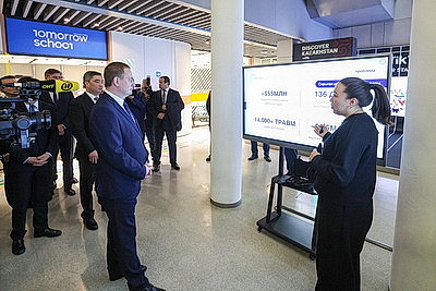 Турчин прибыл с официальным визитом в Казахстан