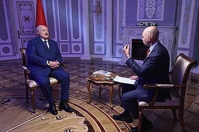 Лукашенко дает интервью межгосударственной телерадиокомпании \"Мир\"