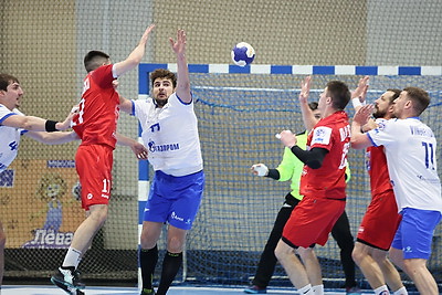 Гандболисты \"Машеки\" уступили \"Зениту\" в SEHA-лиге