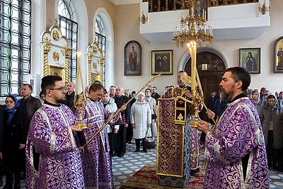 Праздничное богослужение в честь Могилево-Братской иконы Божией Матери состоялось в Могилеве