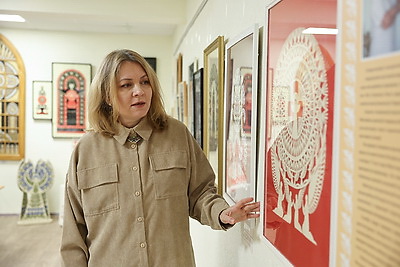 Бумажные кружева. Мастера из Молодечно хранят традиции белорусской вытинанки с уникальным почерком