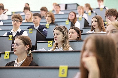 ЦЭ и ЦТ по государственным языкам проходят в Беларуси