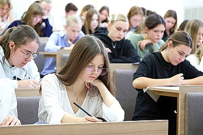 В лицее им. Ф.Э. Дзержинского БГУ стартовал первый модуль РТ в обновленном формате