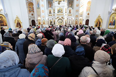 Радостью наполняется сердце. Ковчег с Поясом Пресвятой Богородицы встретили в Витебске