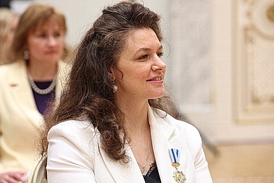 Едины в стремлении сделать страну лучше. Лукашенко в преддверии 8 Марта вручил женщинам госнаграды