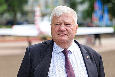 В Минске открыли сквер к 100-летию ДОСААФ
