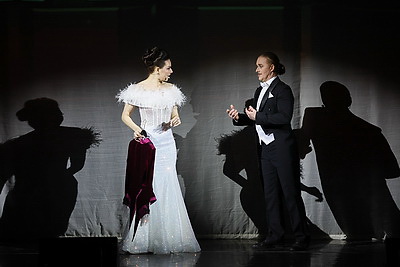 Юбилейный вечер \"Кальман против Штрауса, или Пять и пять - пятьдесят пять\" собрал на сцене весь коллектив музыкального театра