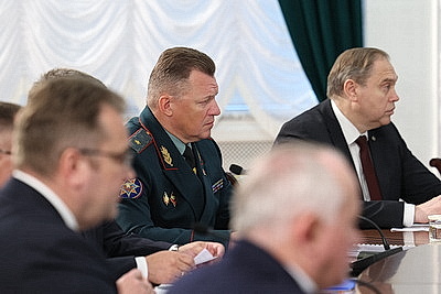 Техника, кадры и надежность сушильного хозяйства. Лукашенко назвал главные условия успеха уборочной