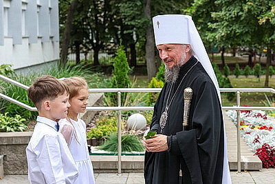Белорусский Красный Крест помог подготовиться к школе ребятам из 25 минских семей