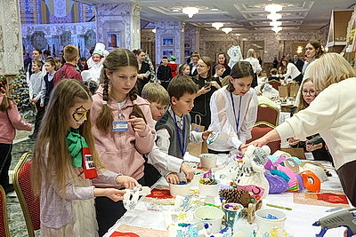 Маленькие гости Дворца Независимости окунулись в сказку