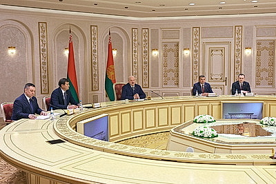 \"Можем значительно добавить\". Лукашенко о перспективах сотрудничества Беларуси и Рязанской области