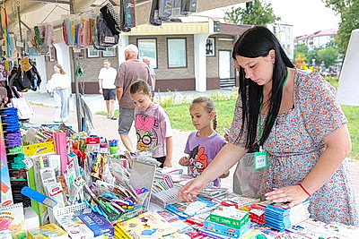 В Гомеле проходит школьная ярмарка