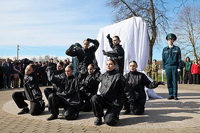 Памятный знак в честь героев-ликвидаторов чернобыльской аварии открыли в Орше