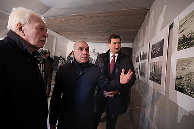 \"Мы знаем цену жизни\". Рыженков на выставке \"Спасение Европы. 110 лет Нарочской операции\"