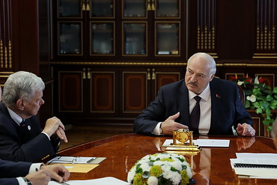 Лукашенко провел встречу со спецпосланником США по Беларуси Джоном Коулом