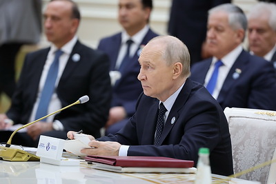 Лидеры стран СНГ приняли заявление в связи с 35-летием Содружества