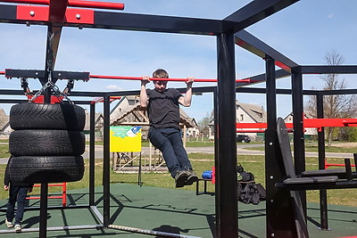 \"Хочется всем показать, как мы живем\". Как Новые Самотевичи развиваются спустя 40 лет после ЧАЭС