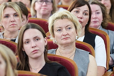 Максимально открытый диалог. Встречи экспертов с населением проходят в регионах