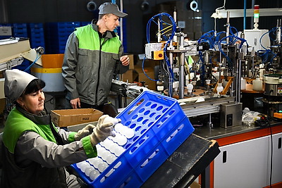 Пархомчик нацелил Брестский электроламповый завод на увеличение производства