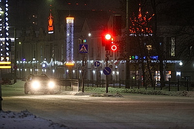 Брест накрыл снегопад. На улицах города работает спецтехника