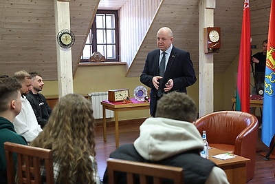 \"БлогБай. Маёвка\". Слет блогеров проходит в Лидском районе