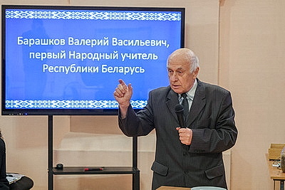 Какие условия созданы для развития и образования детей в Беларуси, рассказал Иванец
