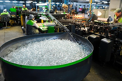 Пархомчик нацелил Брестский электроламповый завод на увеличение производства