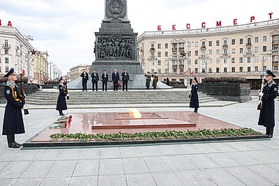 \"Нам есть чему учиться\". Председатель ЦИК Кыргызстана о работе с населением в Беларуси
