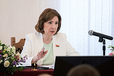 Кочанова провела встречу с председателями местных Советов депутатов