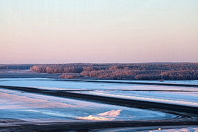 Национальный аэропорт Минск впервые провел зимнюю споттинг-сессию для фотографов