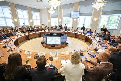 В ГрГУ состоялся открытый диалог министра информации со студентами