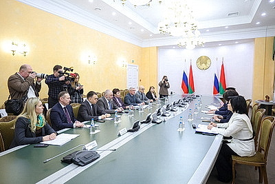 Равный доступ, информатизация, молодежные проекты. Малашко о приоритетах сотрудничества Беларуси и России в здравоохранении