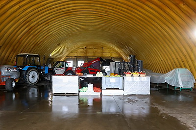 Русый о работе автолавок и сельмагов: люди должны иметь возможность купить все, что они хотят