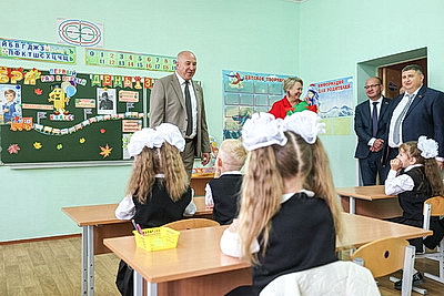 Подарком для школьников Большой Берестовицы стал новый бассейн