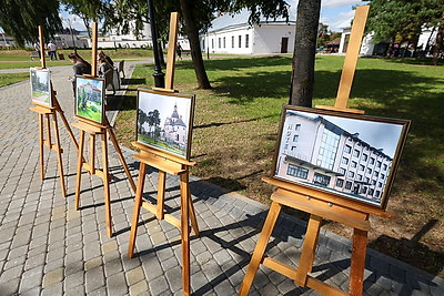 Членов Совета Республики всех созывов от Минской области чествовали в Несвиже