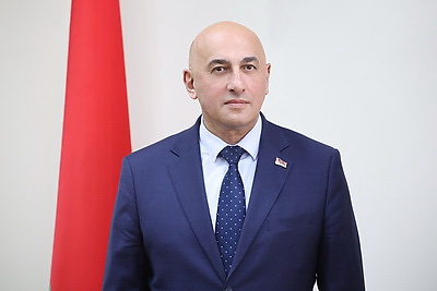 Снопков представил нового министра культуры коллективу ведомства