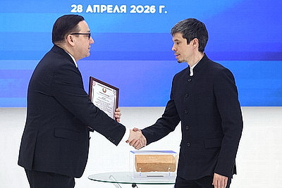 \"Символы памяти\". Беларусь передала Татарстану реликвию Брестской крепости и книги о Великой Отечественной войне