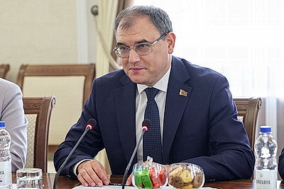 Беларусь готова поставлять в Лаос широкую линейку промышленной продукции