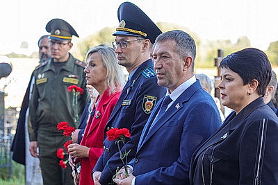 Останки 16 мирных жителей - жертв геноцида перезахоронили в Гомельском районе