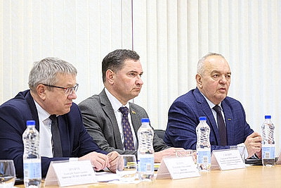 На повестке - перспективы реализации инвестпроектов. Турчин посетил \"БЕЛДЖИ\"