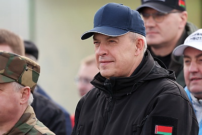 Республиканский субботник: депутаты Палаты представителей благоустроили столичный парк